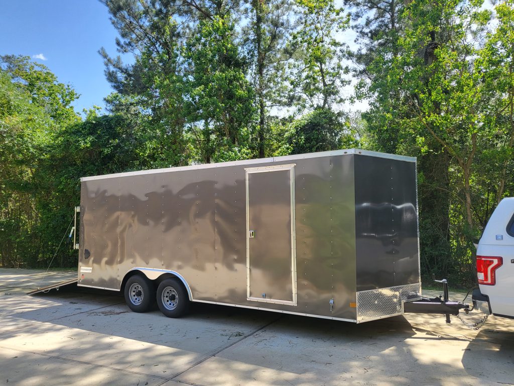 20 ft enclosed trailer rental in Tomball, TX